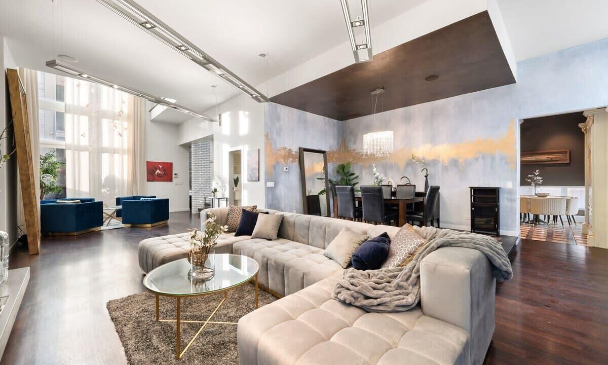 Photo of Livingroom in Logan Square