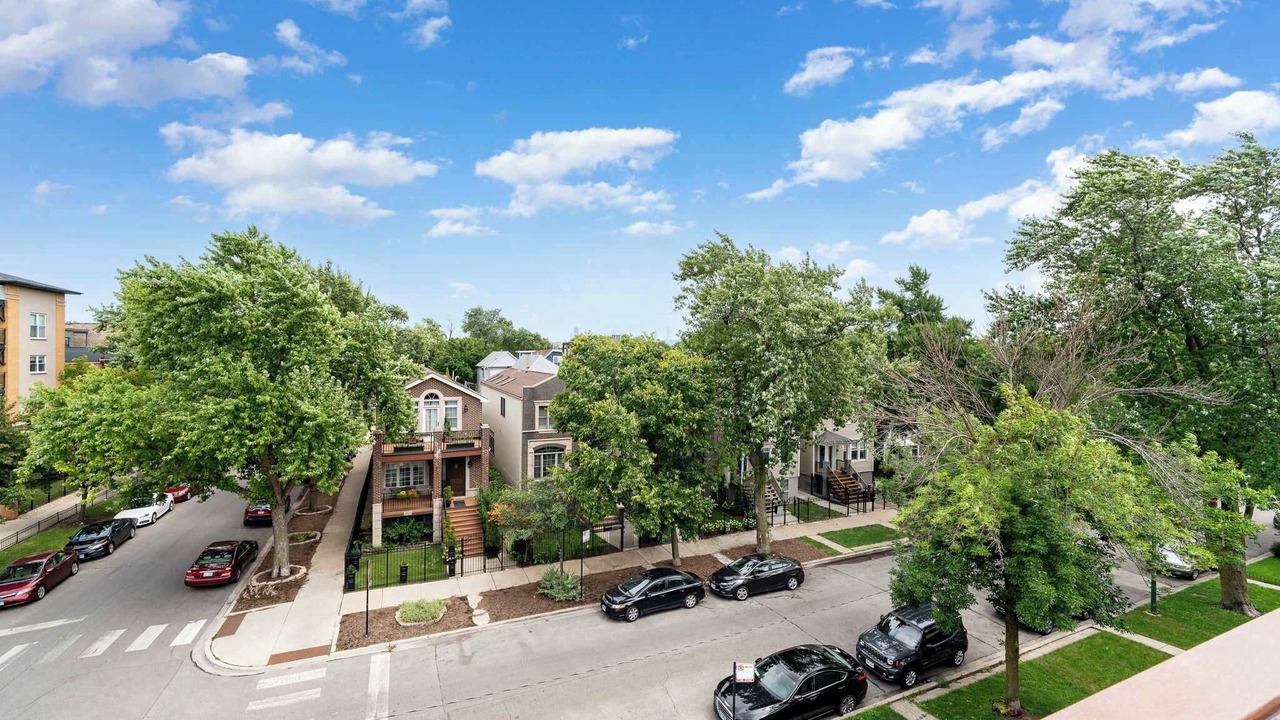 Photo of Outdoor in Logan Square