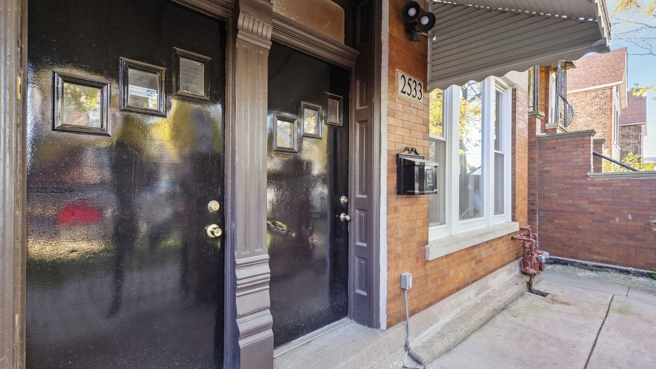Photo of Outdoor in Little Village