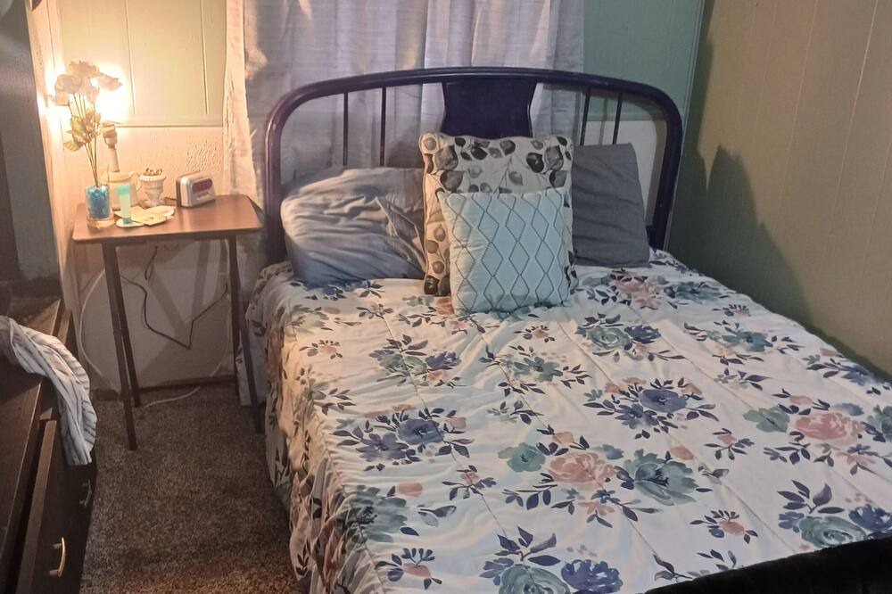 Photo of Bedroom in Hamilton