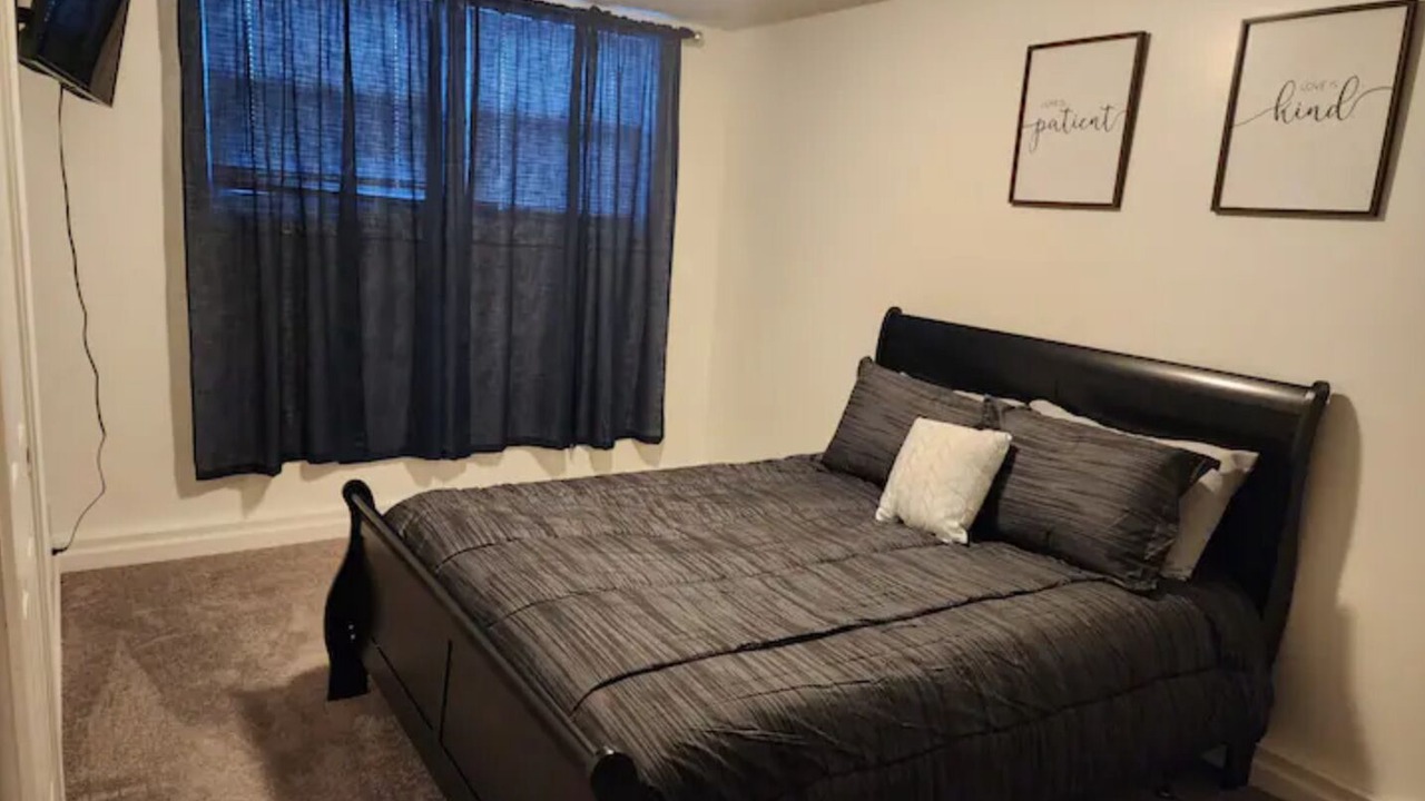 Photo of Bedroom in Bartonville