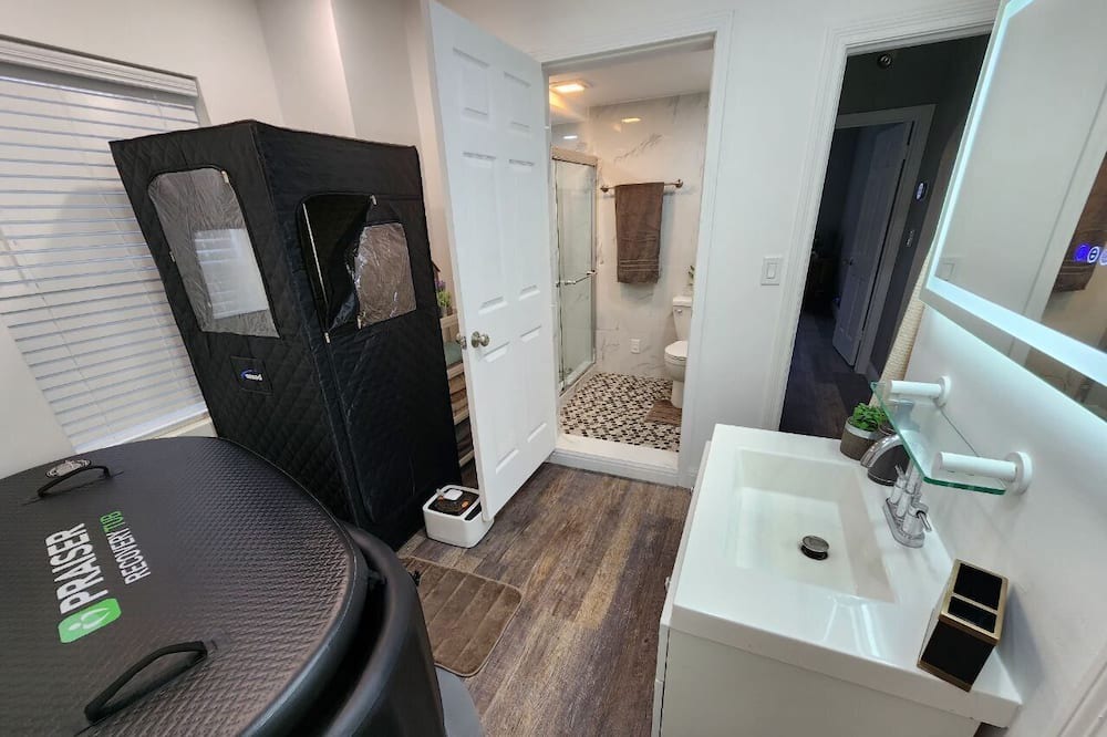Photo of Bathroom in Orange Prairie