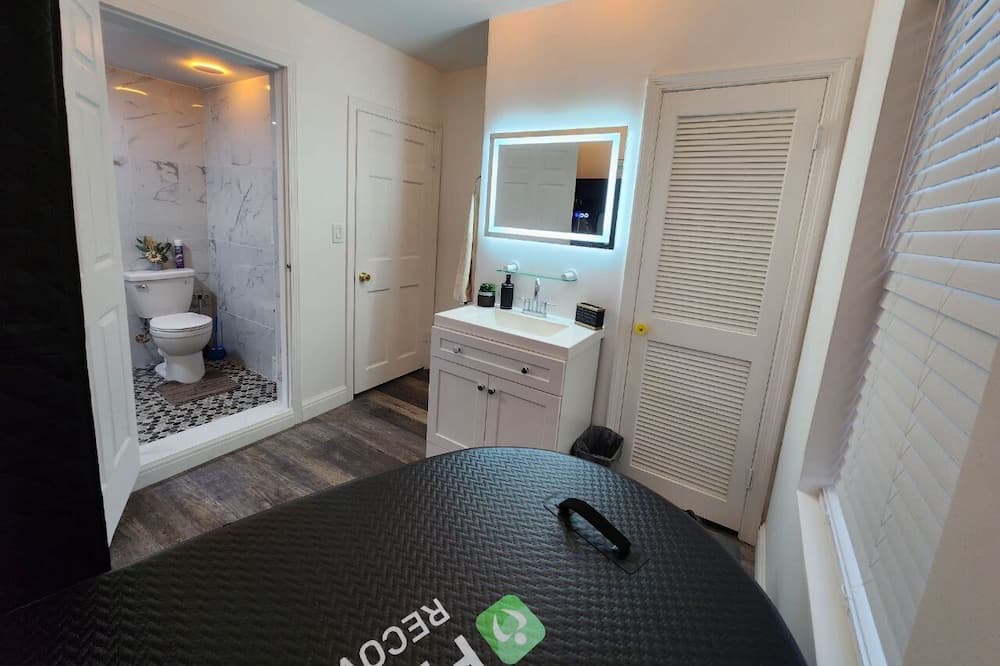 Photo of Bedroom in Orange Prairie