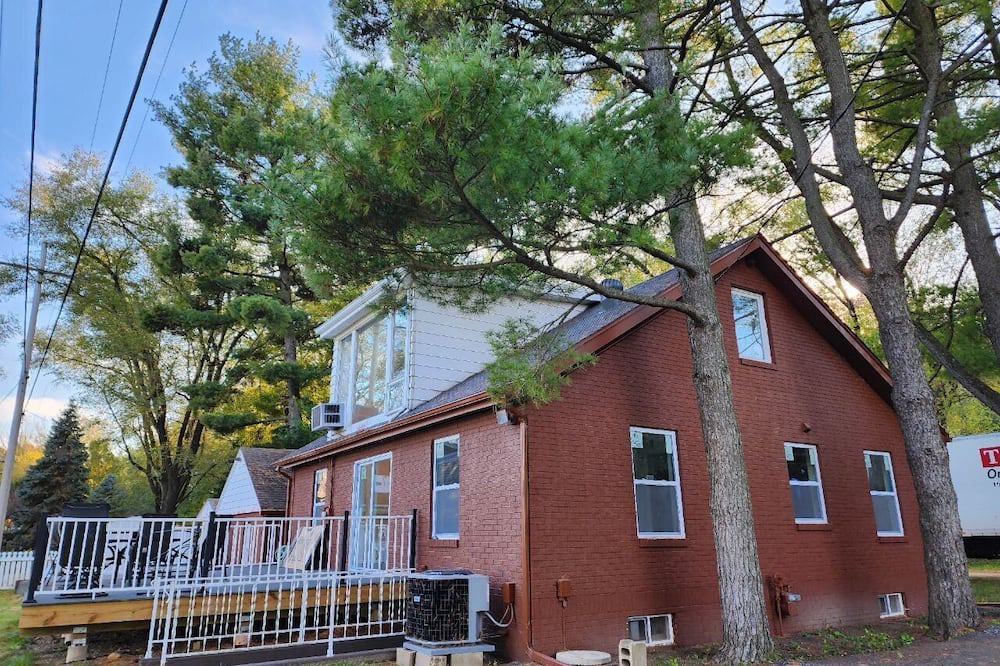 Photo of Outdoor in Orange Prairie