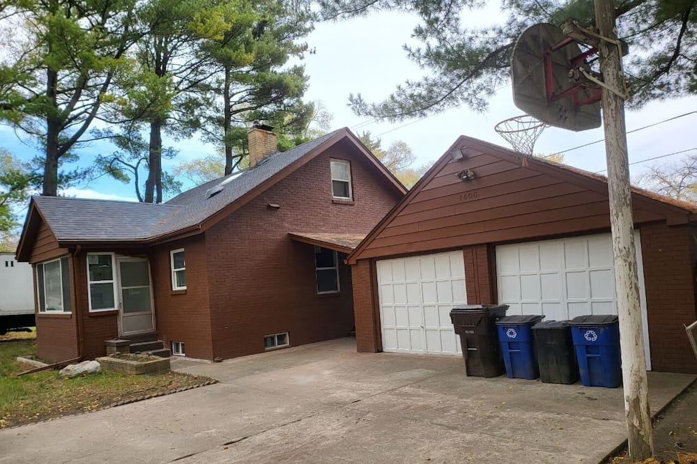 Photo of Outdoor in Orange Prairie