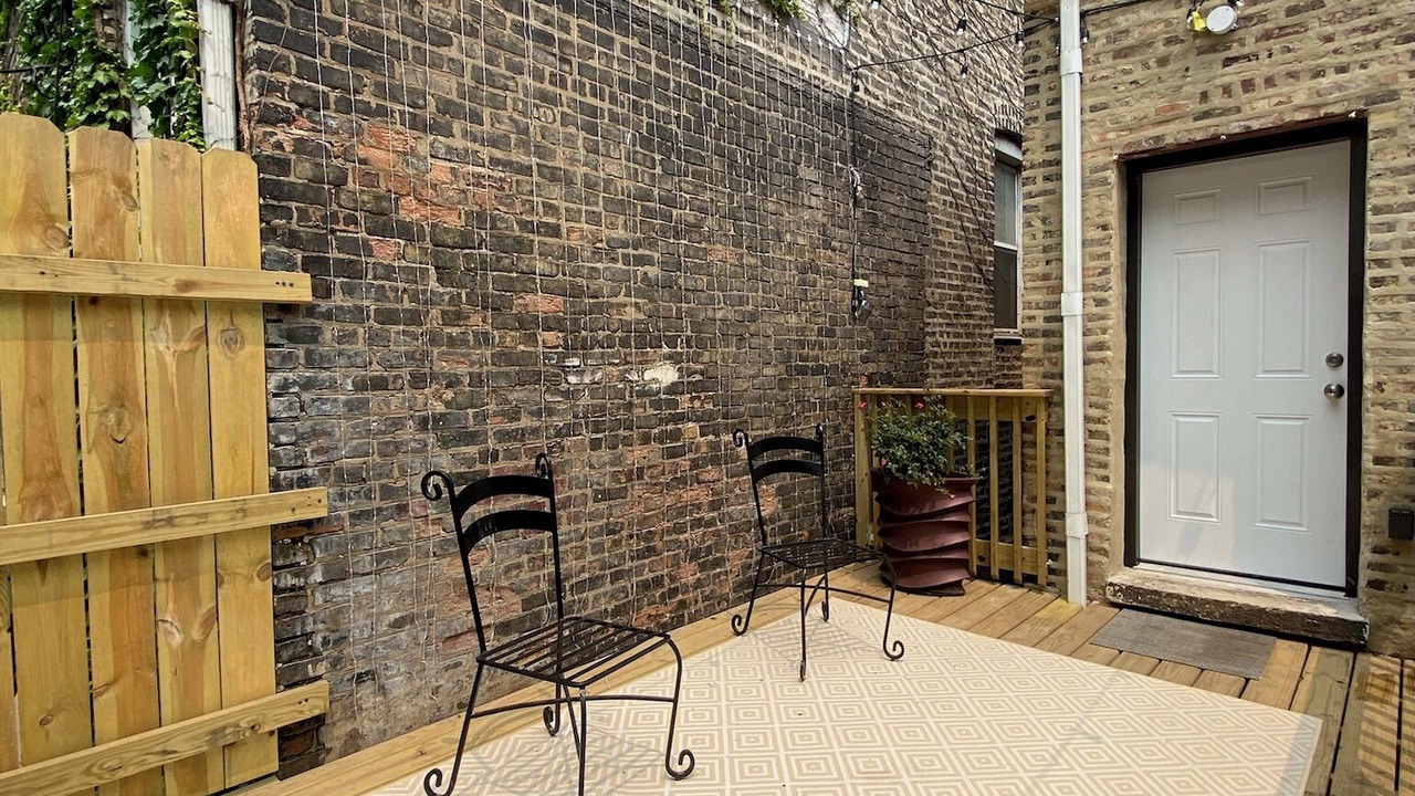 Photo of Outdoor in Lower West Side