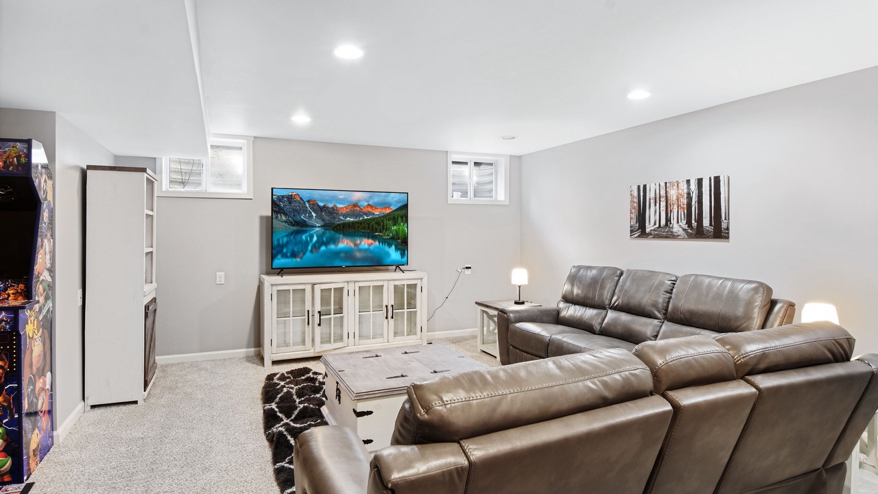 Photo of Livingroom in Champaign