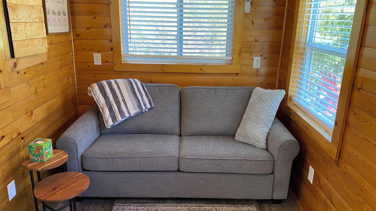 Photo of Livingroom in Alden