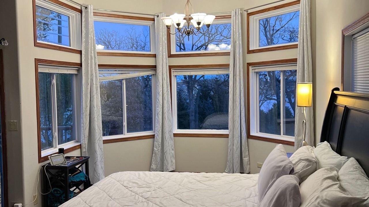Photo of Bedroom in Mundelein