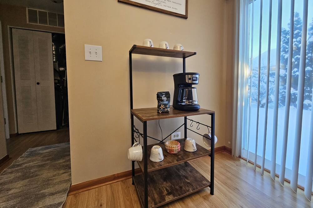 Photo of Bedroom in Solon Mills