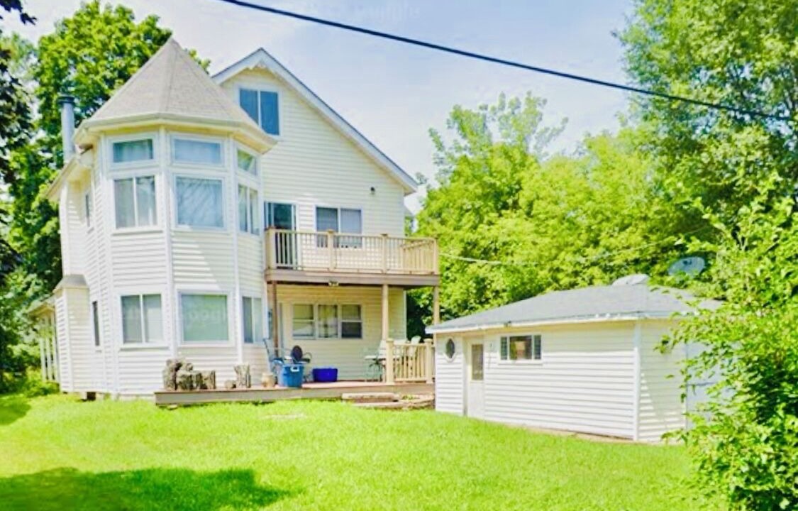 Photo of Outdoor in Mundelein