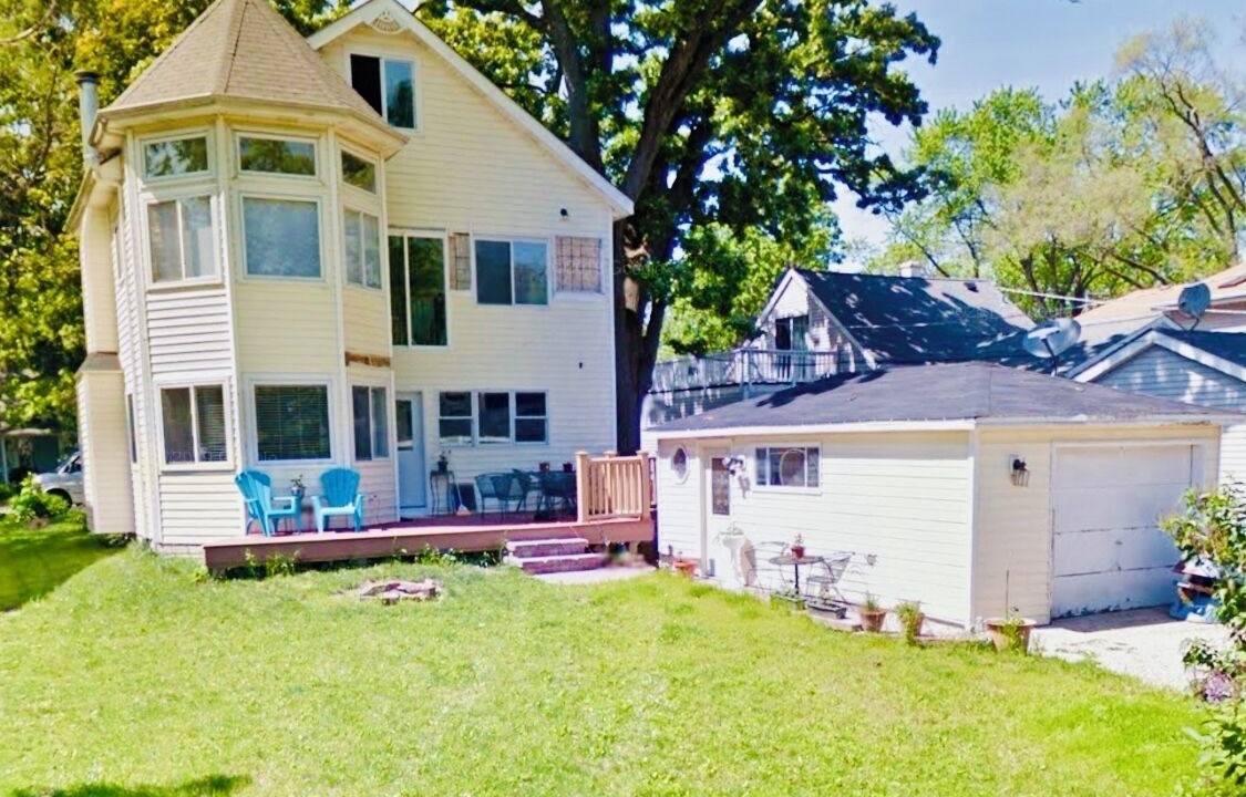 Photo of Outdoor in Mundelein