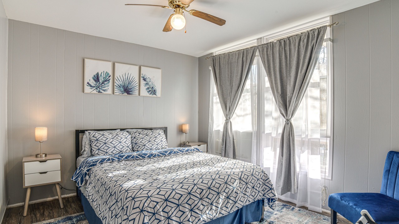 Photo of Bedroom in Homewood