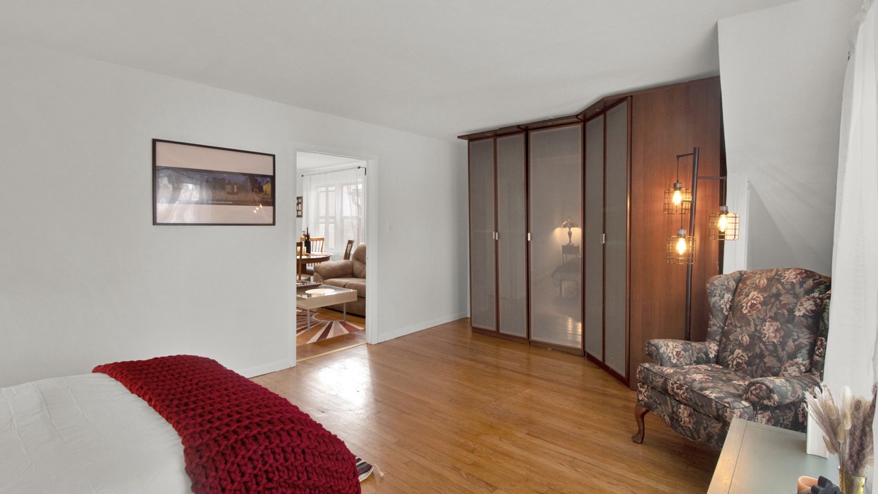 Photo of Livingroom in West Bucktown