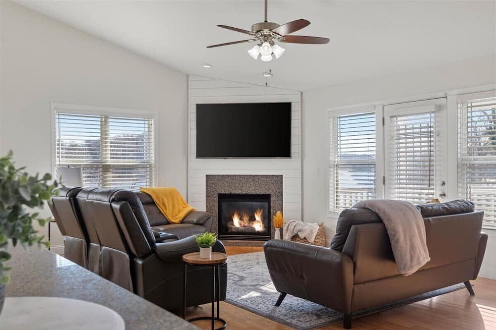 Photo of Livingroom in Chatham