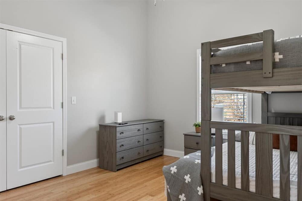 Photo of Bedroom in Chatham