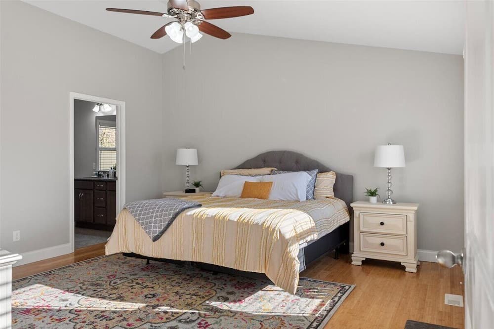 Photo of Bedroom in Chatham