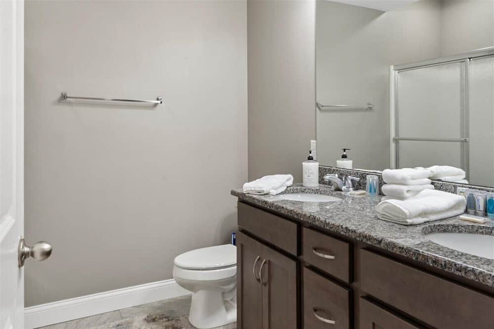 Photo of Bathroom in Chatham