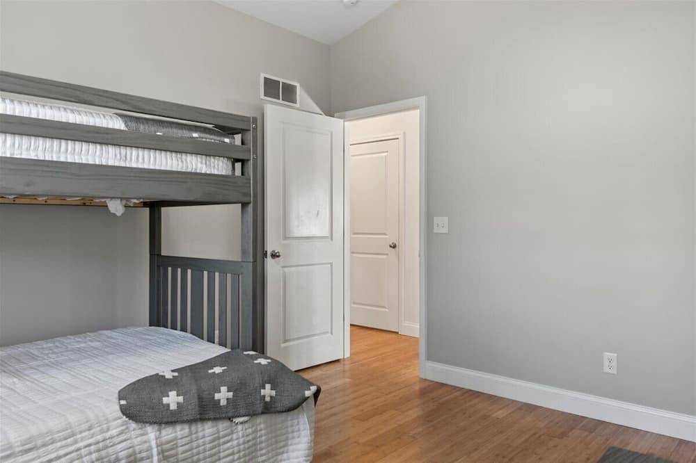 Photo of Bedroom in Chatham
