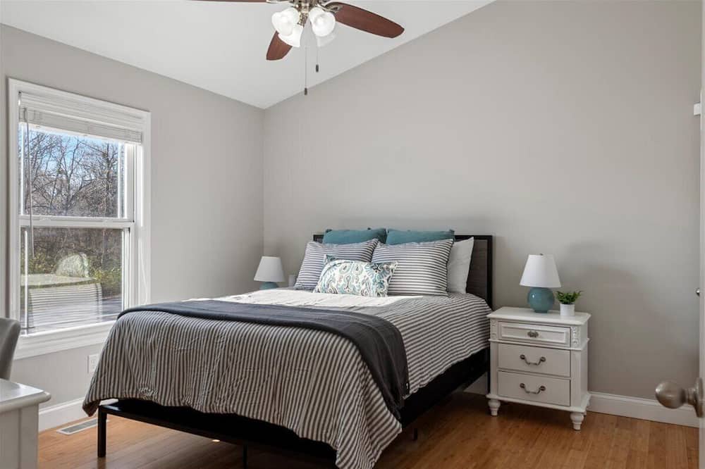 Photo of Bedroom in Chatham