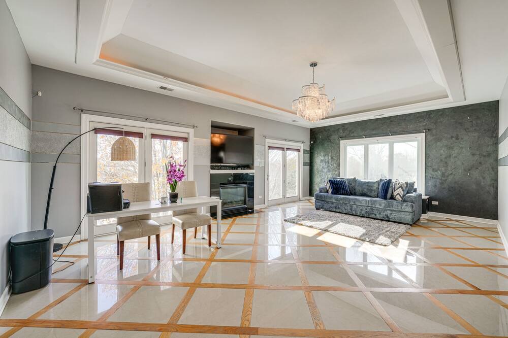 Photo of Livingroom in Mokena