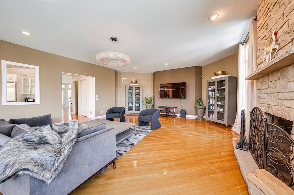 Photo of Livingroom in Mokena