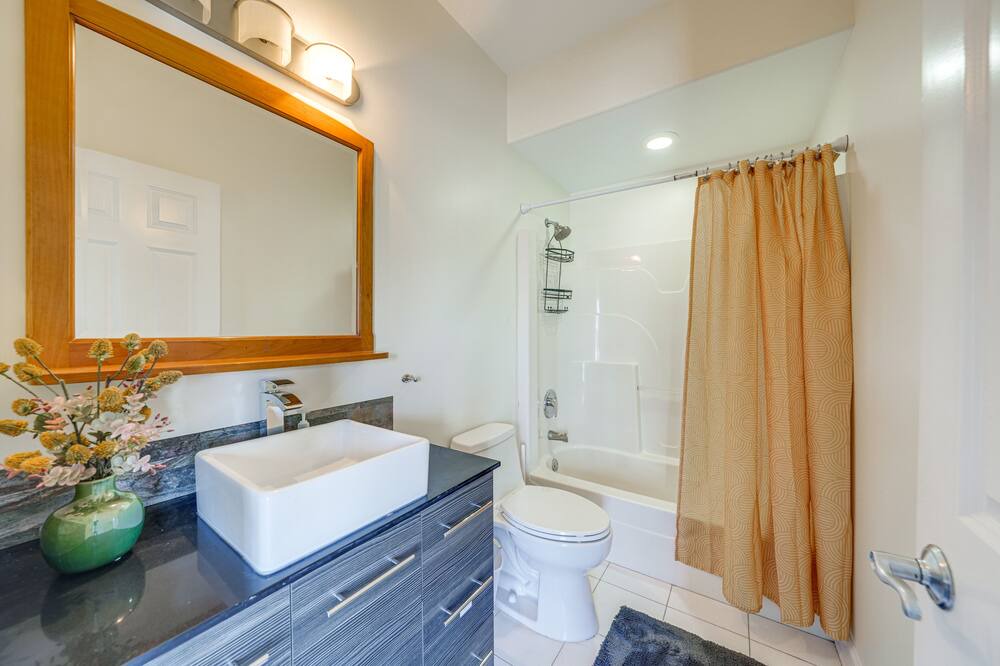 Photo of Bathroom in Mokena