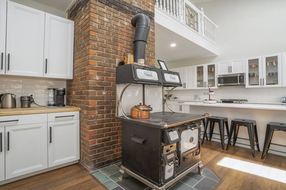 Photo of Kitchen in Dixon