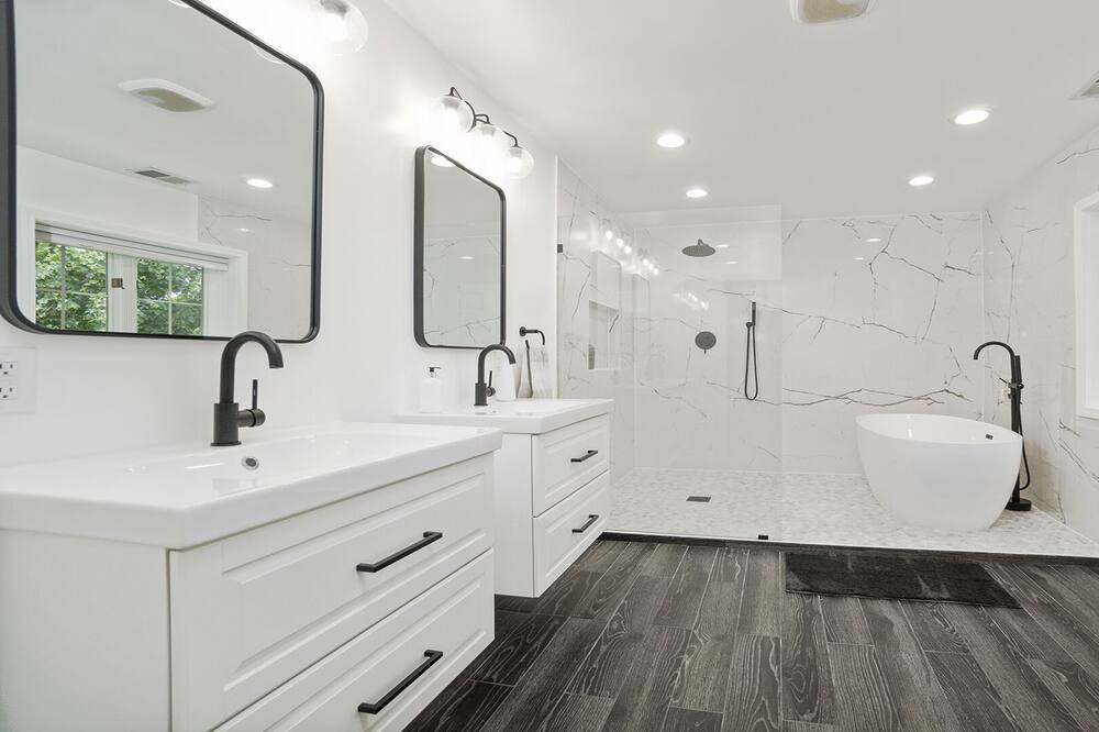 Photo of Bathroom in Dixon