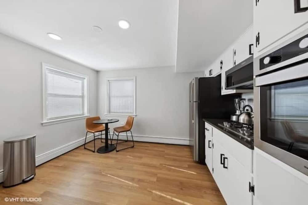 Photo of Kitchen in North Center