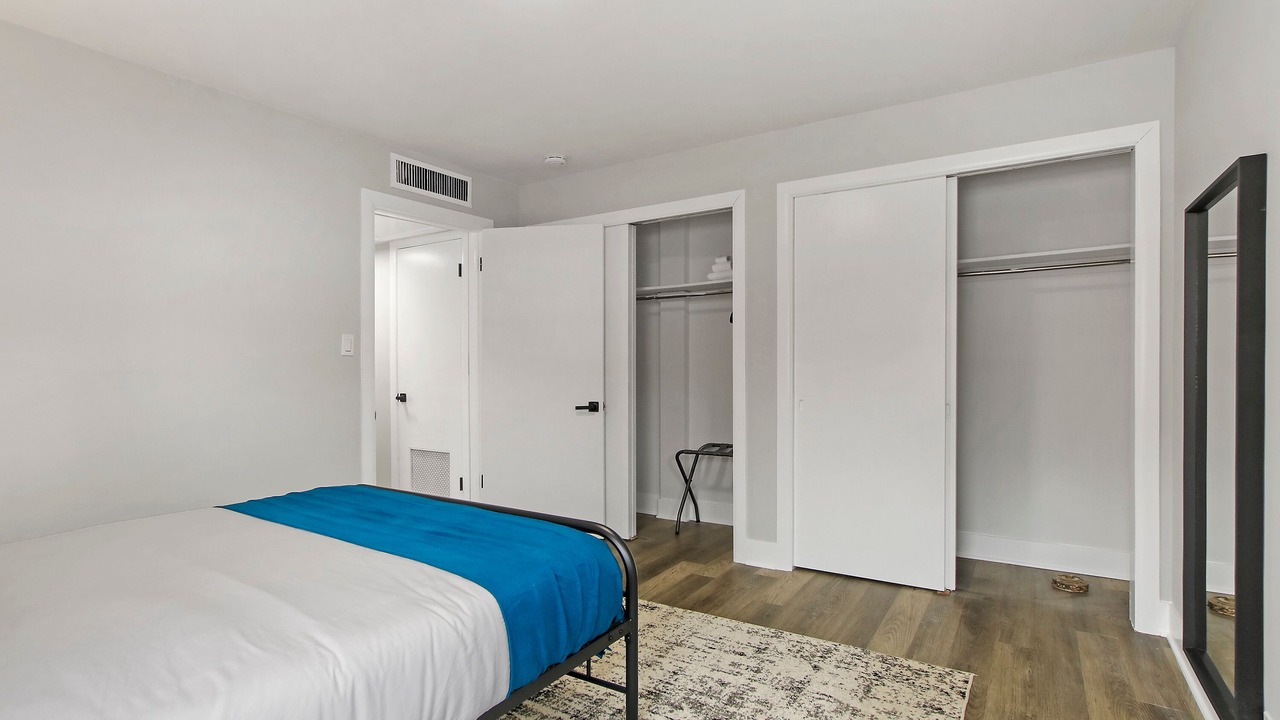 Photo of Bedroom in Skokie