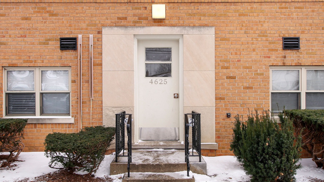 Photo of Outdoor in Skokie