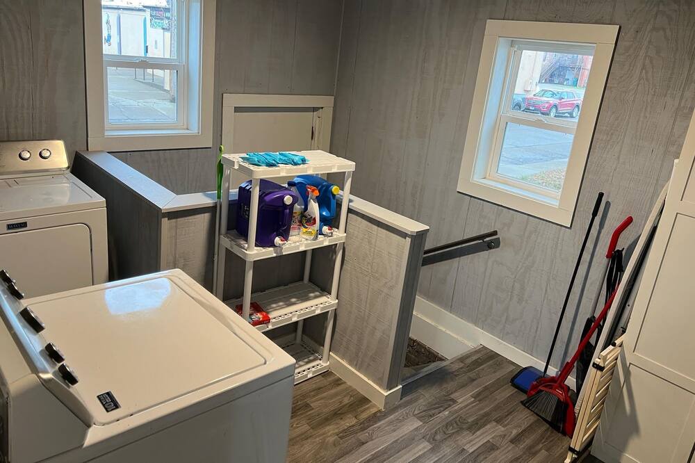 Photo of Bedroom in Macomb
