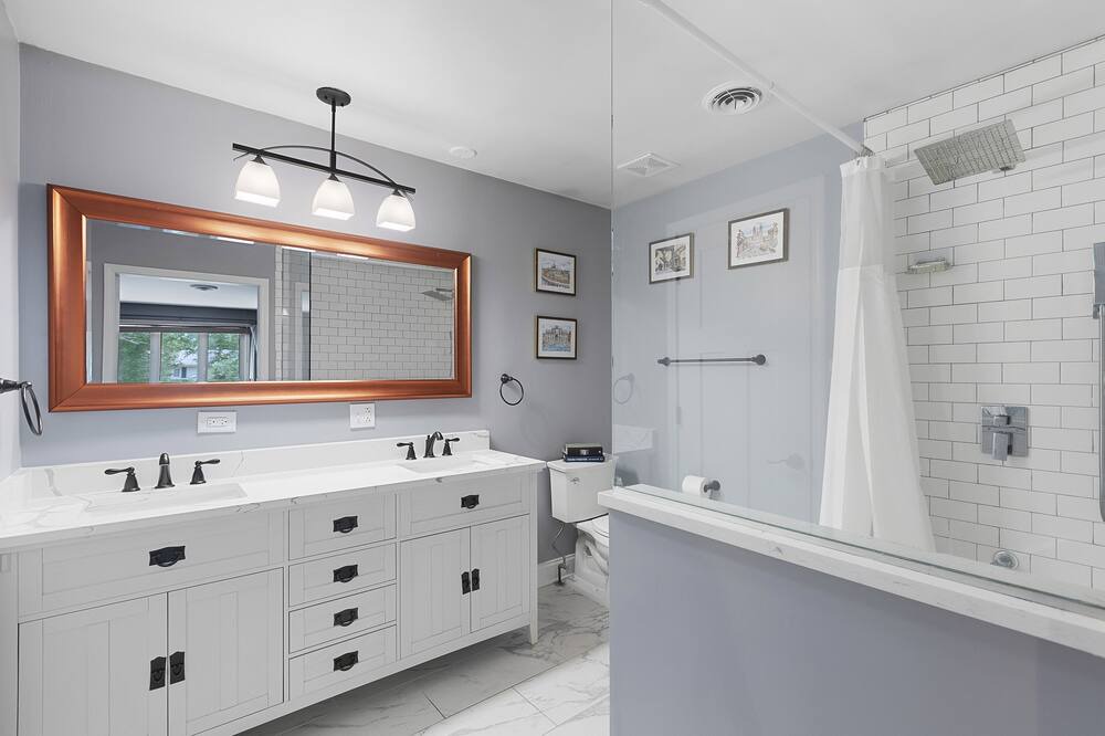 Photo of Bathroom in Homer Glen