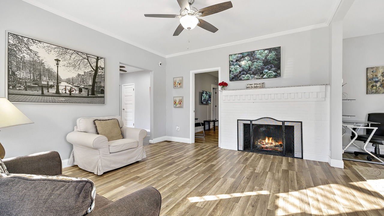 Photo of Livingroom in Joliet