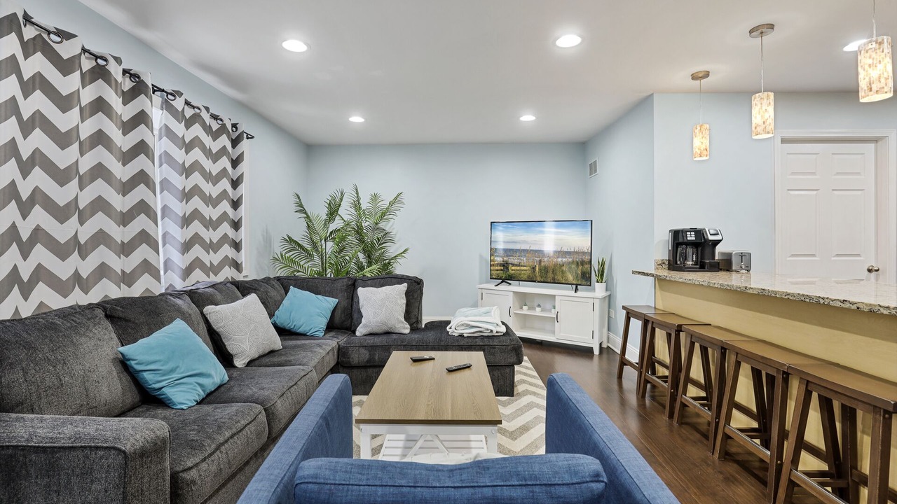 Photo of Livingroom in Roselle