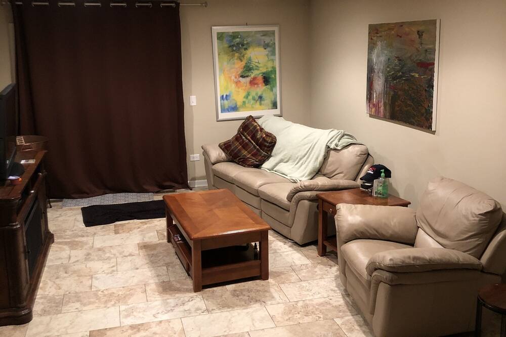 Photo of Livingroom in Forestview