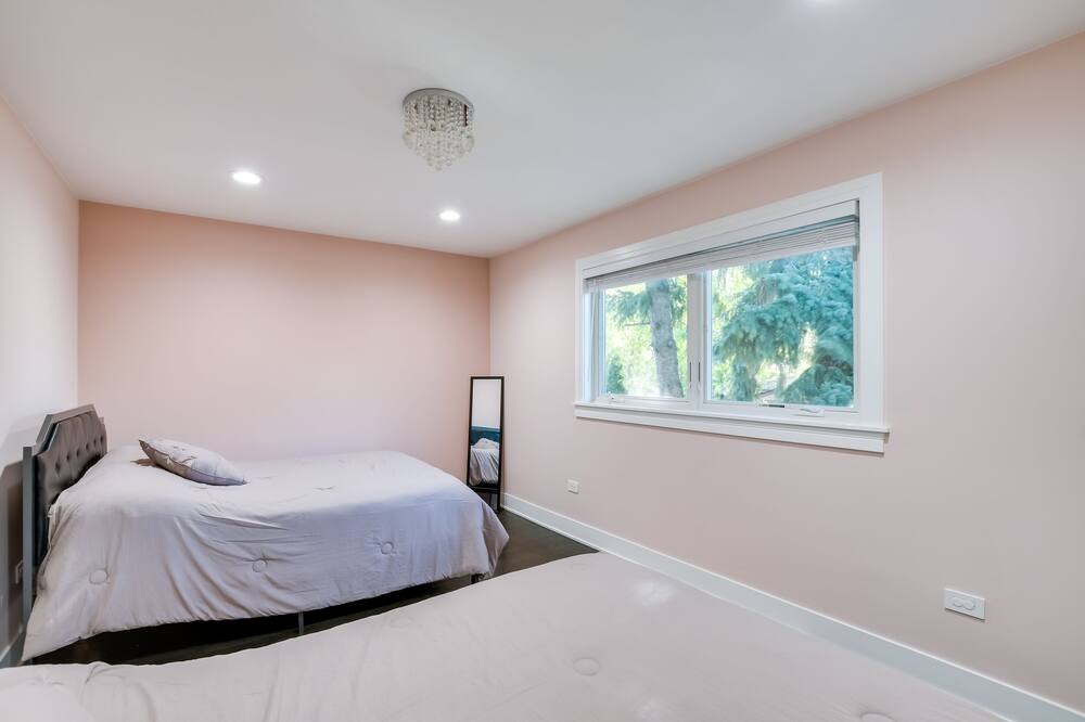 Photo of Bedroom in Norwood Park East
