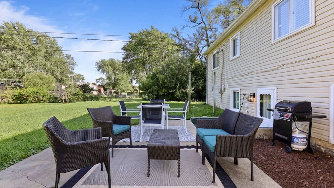Photo of Outdoor in Glendale Heights