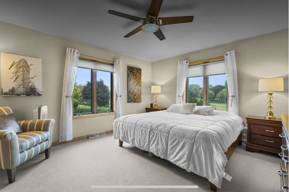 Photo of Bedroom in Buffalo Grove