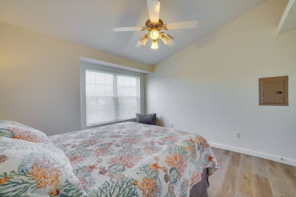 Photo of Bedroom in Champaign