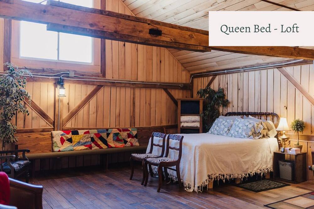 Photo of Bedroom in Dundas