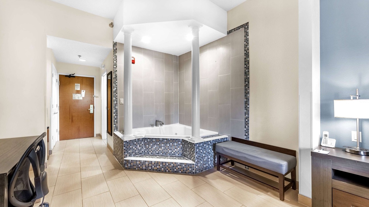 Photo of Bedroom in Schaumburg