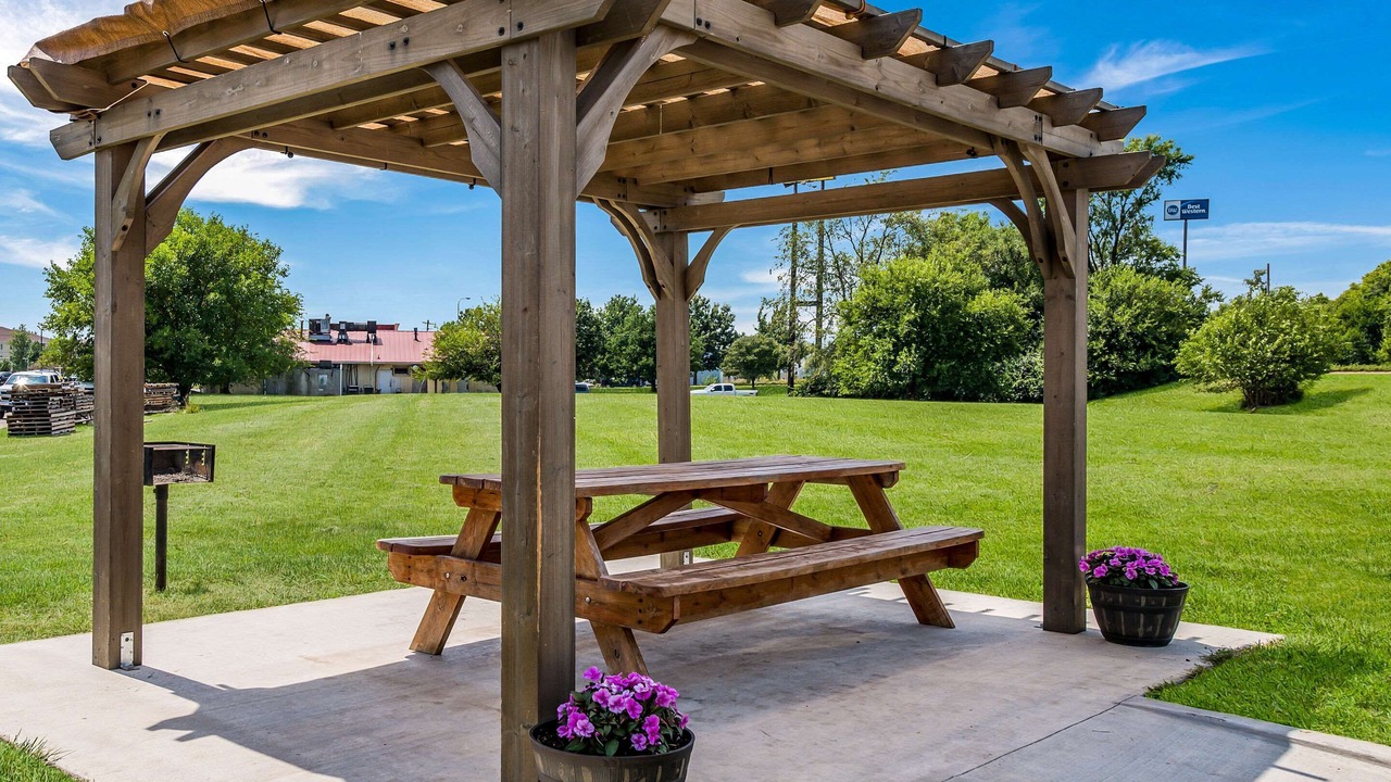 Photo of Outdoor in Urbana