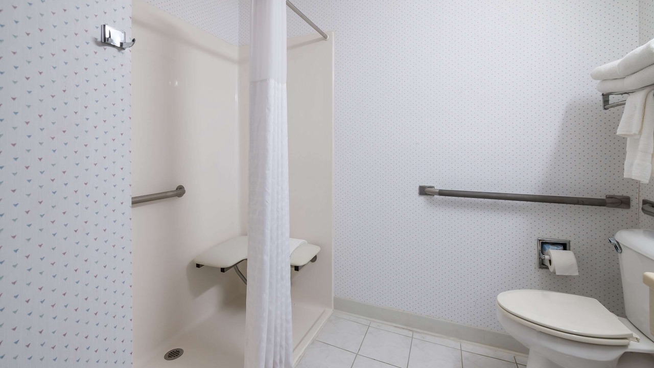 Photo of Bathroom in Urbana
