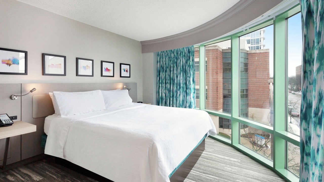 Photo of Bedroom in Evanston