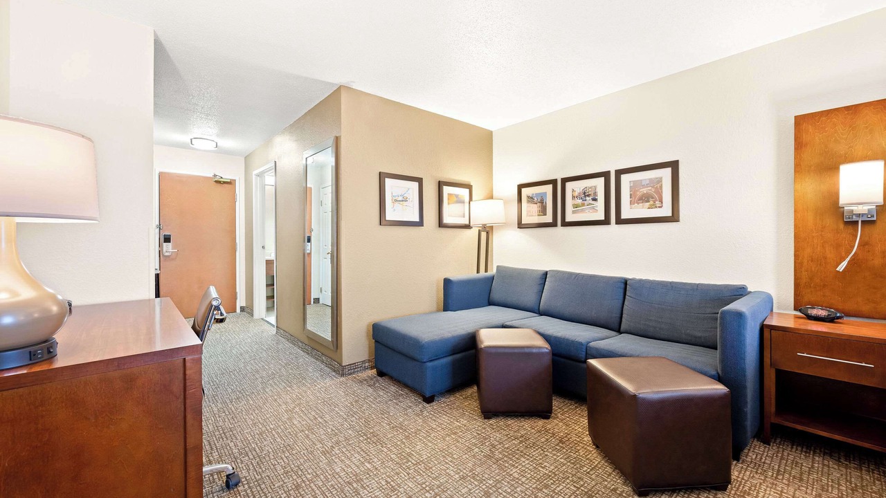 Photo of Bedroom in Forsyth