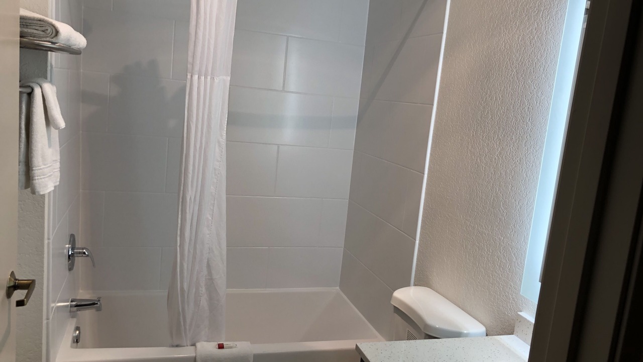 Photo of Bathroom in Elk Grove Village