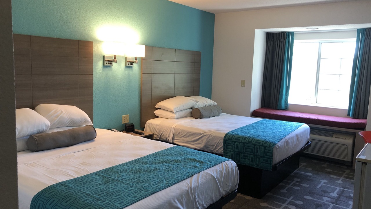 Photo of Bedroom in Elk Grove Village