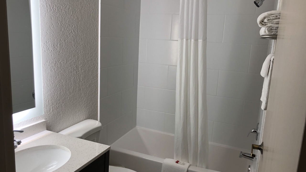 Photo of Bathroom in Elk Grove Village